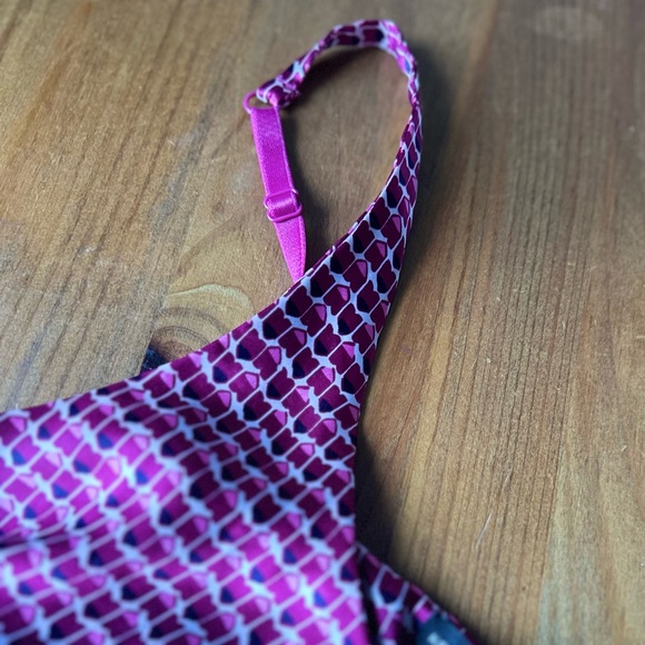 Turquoise & Magenta Colorful Tank Tops XS - Picture 7 of 8